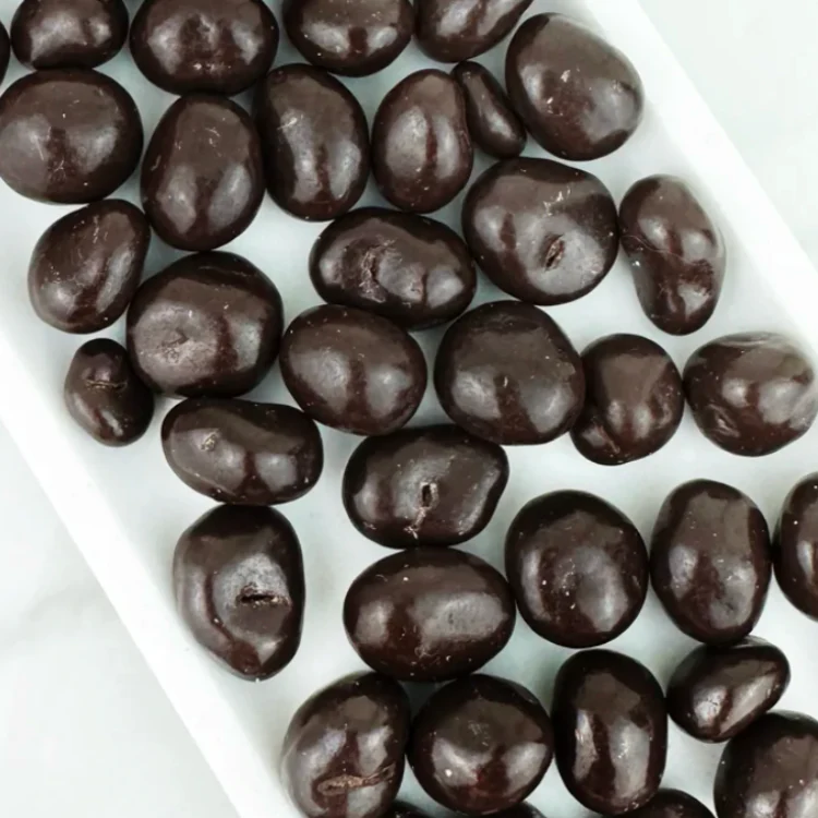 Canneberges enrobées de chocolat noir - Image 3