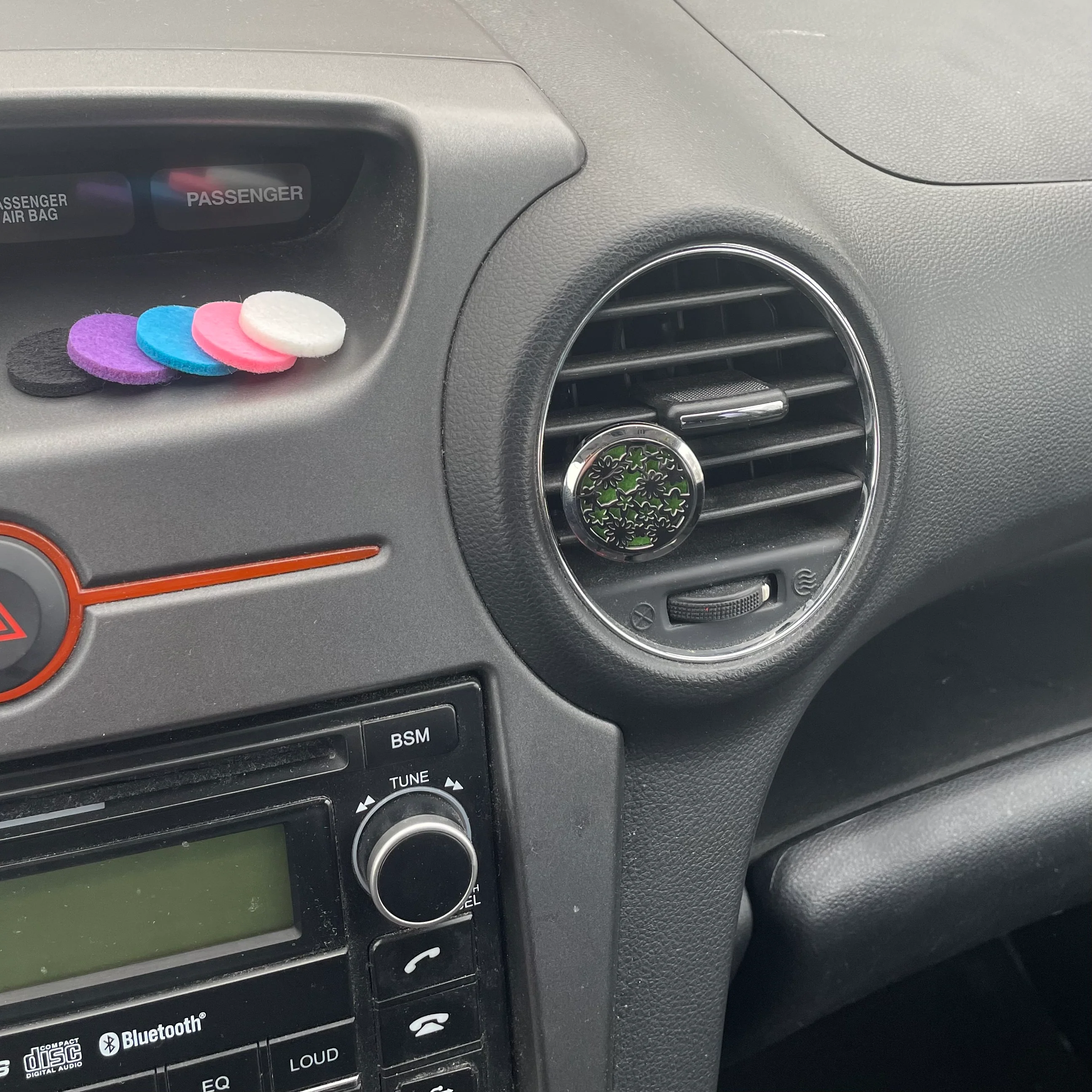 Diffuseur d'huile essentielle pour voiture - Image 10